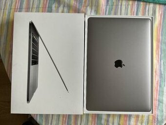 MacBook Pro 2017, 15-inch, 2,9GHz Quad core i7