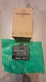 Riadiaca jednotka zadných dverí