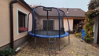 Trampolina