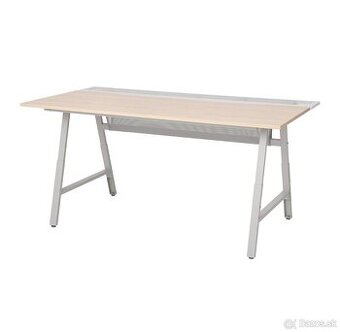 TOP herný stôl IKEA UTESPELARE – stav ako nový