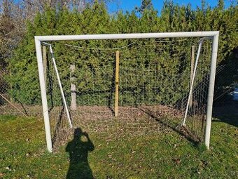 Futbalové brány