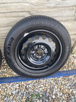 peugeot 107 plechove disky pneumatiky 155/65/14