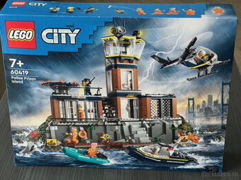 LEGO City 60419 - Polícia a väzenie na ostrove