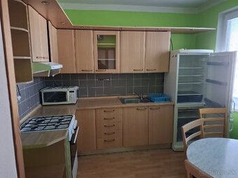 Prenajom 2 izbovy byt Prievidza