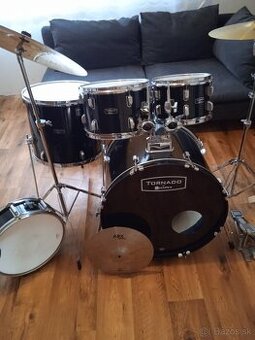 Mapex tornado