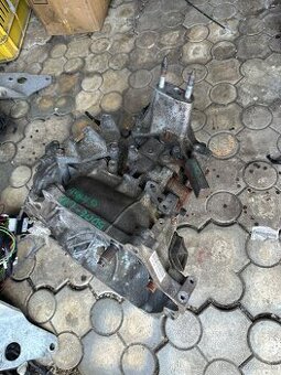 Predám 6q manuálna prevodovka Honda Civic 2006- 1.4idsi ufo