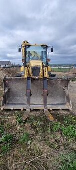 Komatsu WB 93R