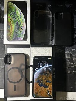 iPhone XS
