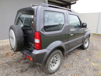 Suzuki Jimny 1,3 benzín - rozpredám na NÁHRADNÉ DIELY