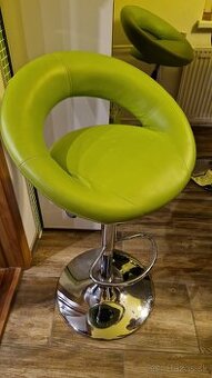 4 barove stolicky a barovy stol