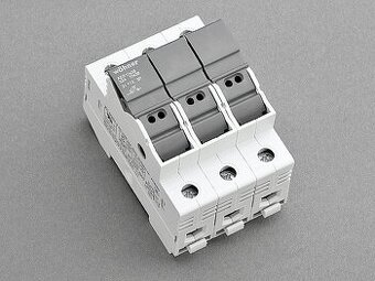 3 pólový poistkový odpínač Wöhner 10x38