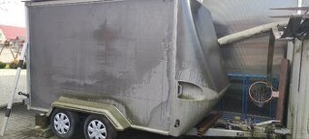 Skrinovy prívesný vozík