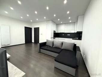 PRENÁJOM: ŠTÝLOVÝ 2-IZBOVÝ BYT V CENTRE – Diamon Residence