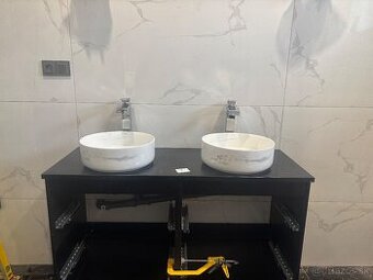 Hodinovy manzel- majster