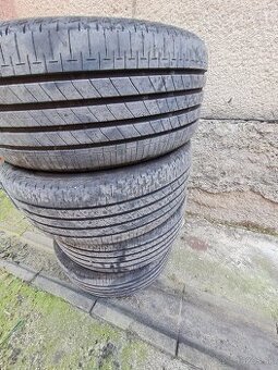 Pirreli pzero 255/50 a 285/45R19 letne runflat dvojrozmer