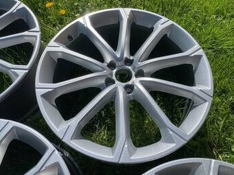 Elektrony 5x112 R21 Originál Audi sport  RSQ3 2022