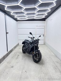 Yamaha MT09 r.2025