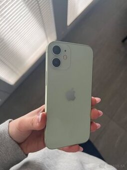 Predám IPhone 12 mini green 256 GB
