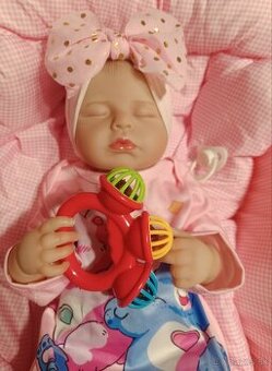 Realisticka bábika Erika