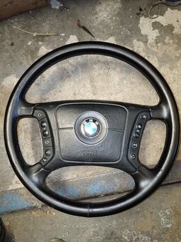 Bmw e38 e39 volant velmi pekný stav