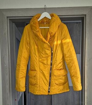 Žltá zimná bunda v.L