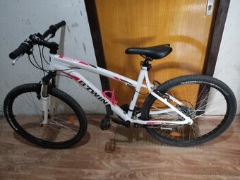 Predám dievčenský bicykel veľkosť S