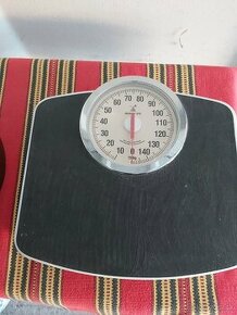Zdravotnícka osobná váha s meračom výšky