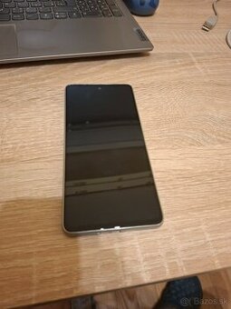 Samsung Galaxy A53 5G 8G/256GB - TOP stav + príslušenstvo