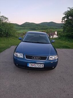 AUDI A3 1.6 benzín