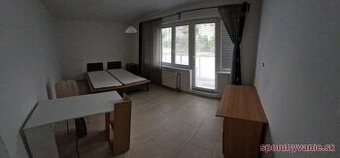 VEĽKÁ IZBA V BYTE NITRA ČERMÁŇ S BALKÓNOM