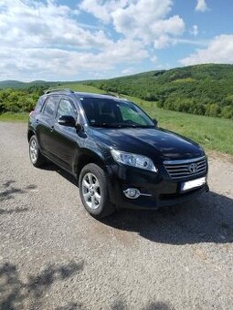 Toyota RAV4, 7/2011