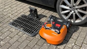 roboticka kosačka Landroid.