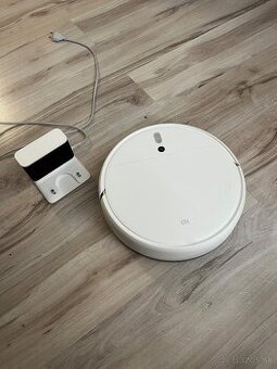 Roboticky vysavac - mop