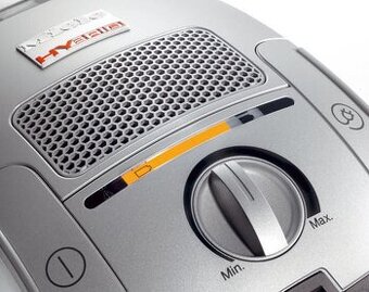 Vysávač zn. Miele Hybrid S4812