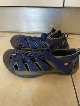 outdoor sandale KEEN velkost 38