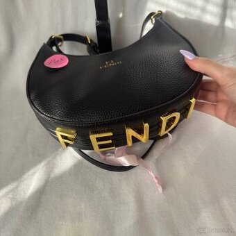 Fendi kabelka