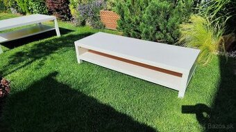 IKEA Lack pod Tv
