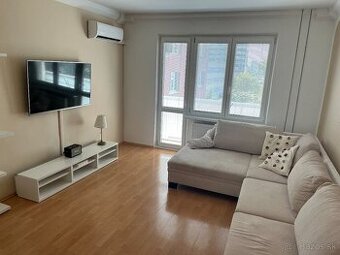 Prenajmem 1,5-izbový byt, Čsl. parašutistov, Nové Mesto, BA