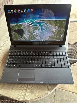 Predám notebook Acer Aspire 5349 I5/8GB/240GB SSD/W11