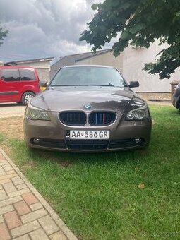 BMW E60 520i manuál