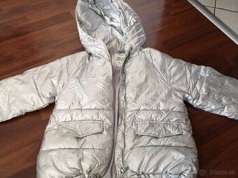 Strieborna vetrovka 134 zara