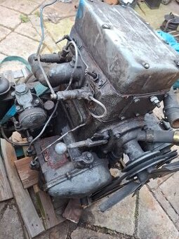 Motor zetor 25