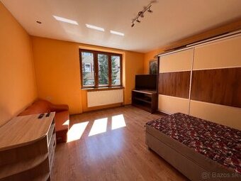Na prenájom 1 izbový byt Brezno,40m2,rekonšt,zariadený