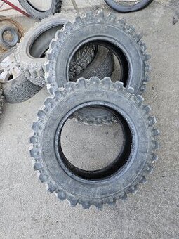 Pneu T3 205/70 R15 po kuse