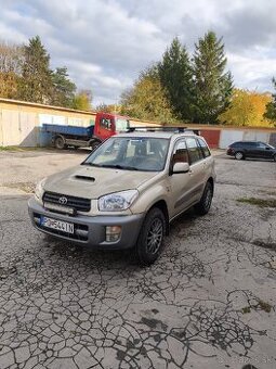Toyota RAV4 2.0 D-4D, r.v. 2002
