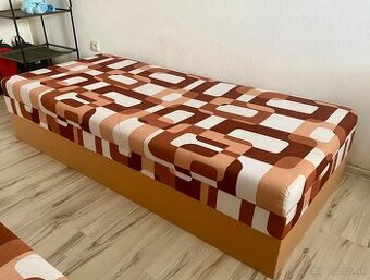 Postel Válenda s úložným priestorom ako nové