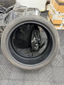 Continental 255/35 R19 Zimne pneumatiky
