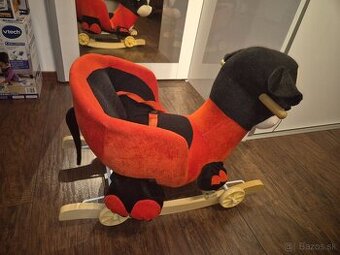 Hojdačky, malý klavír