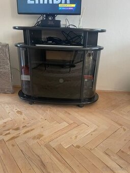 Predam stolik pod TV, cierny