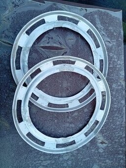 Kryty kolies okolo pukličiek škoda 100mb